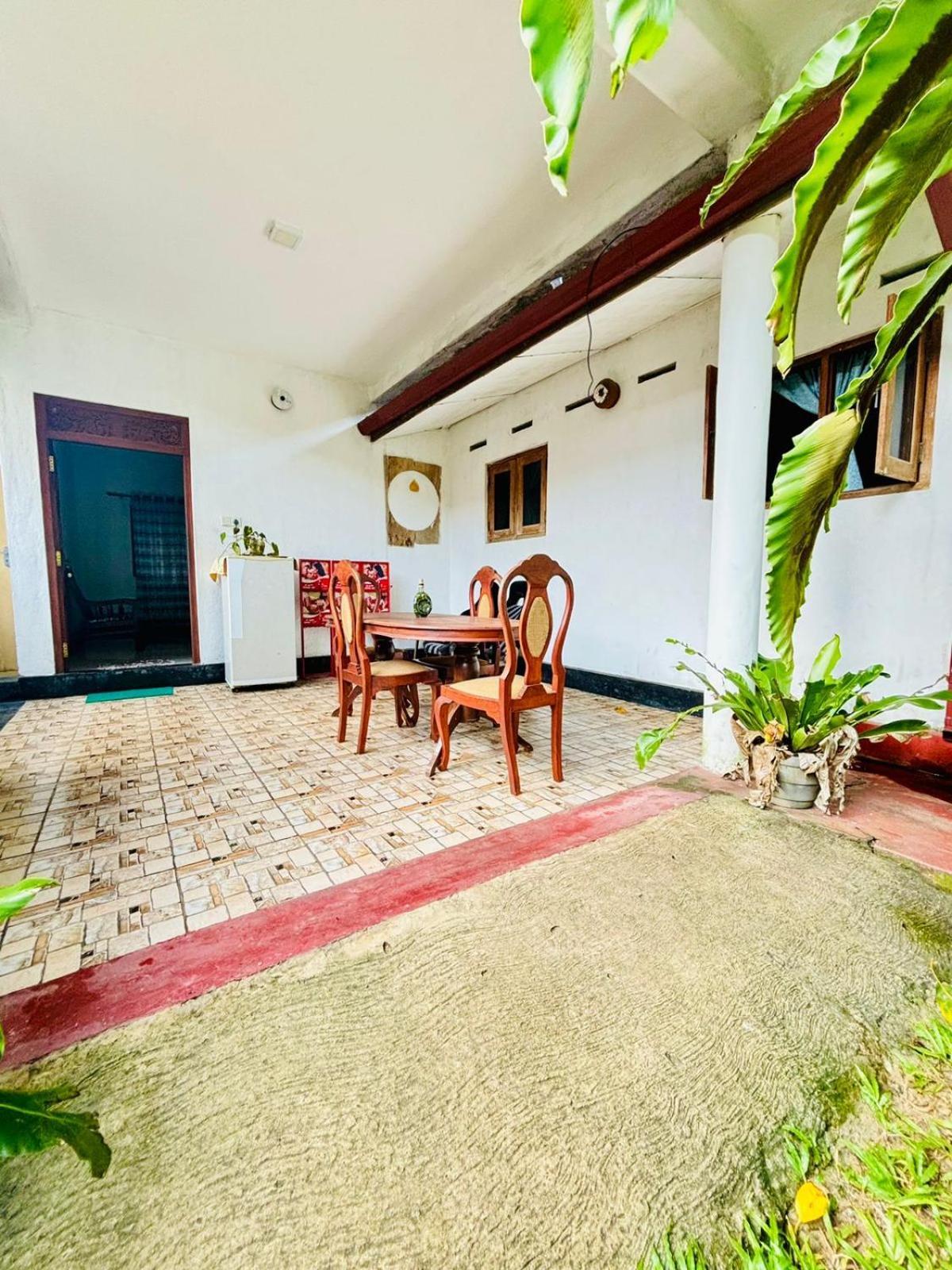 Sanithu Homestay And Villa Galle Exterior foto